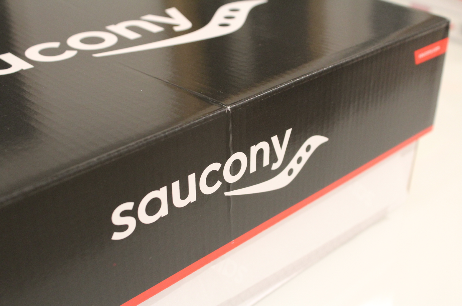 1 Saucony Find your Strong