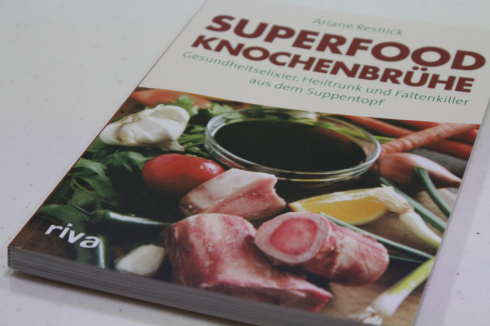 10 Superfood Knochenbrühe Buch