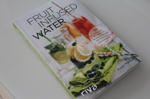 17 Fruit Infused Water Rezeptbuch
