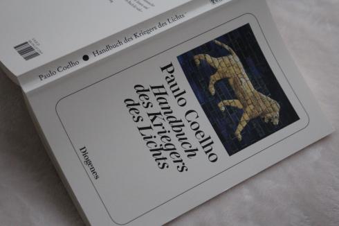 25-paulo-coelho-handbuch-des-kriegers-des-lichts