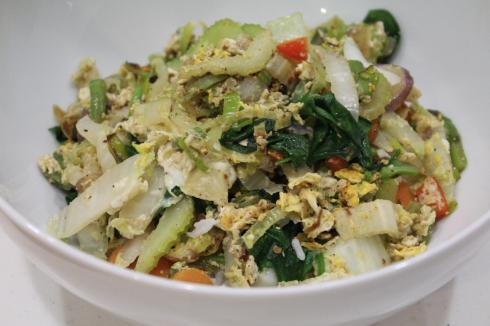26 Mittagessen Gemüse mit Reis und Ei